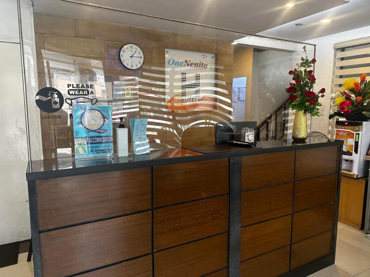 Hotel H Plus Powered By Cocotel Manila