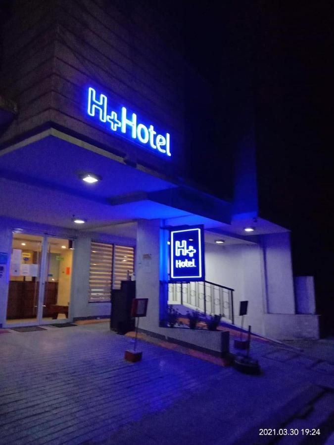 Hotel H Plus Powered By Cocotel 3*