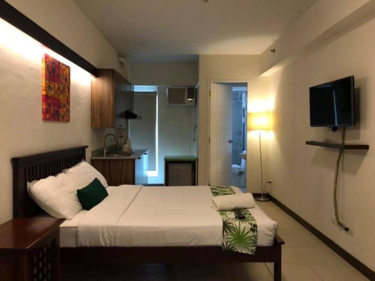 H Plus Powered By Cocotel Hotel Manila